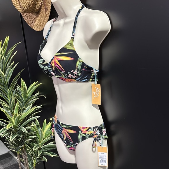 Kona Sol V-neck knot front,adjustable knot hipster bottom,floral print,padded - Picture 5 of 12